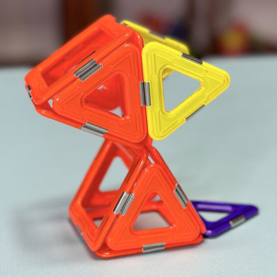 Mua Bộ gạch nam châm với các hình dạng linh hoạt cho động vật và thực vật Sad Little Dog online manufacture